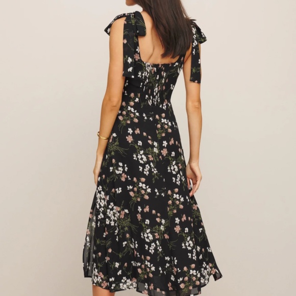 ✨ SALE✨ EUC Reformation Twilight Dress - Sagittarius - Picture 3 of 8